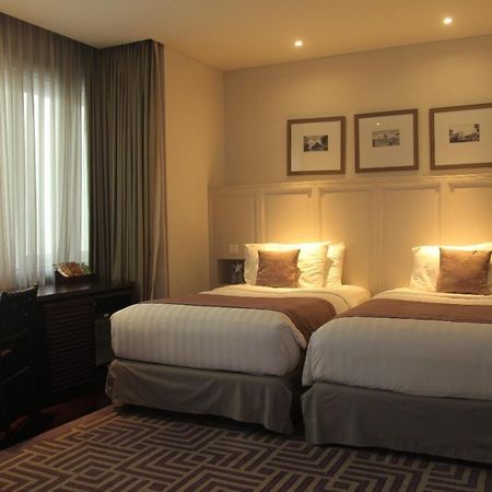 מאלאנג The Shalimar Boutique Hotel מראה חיצוני תמונה