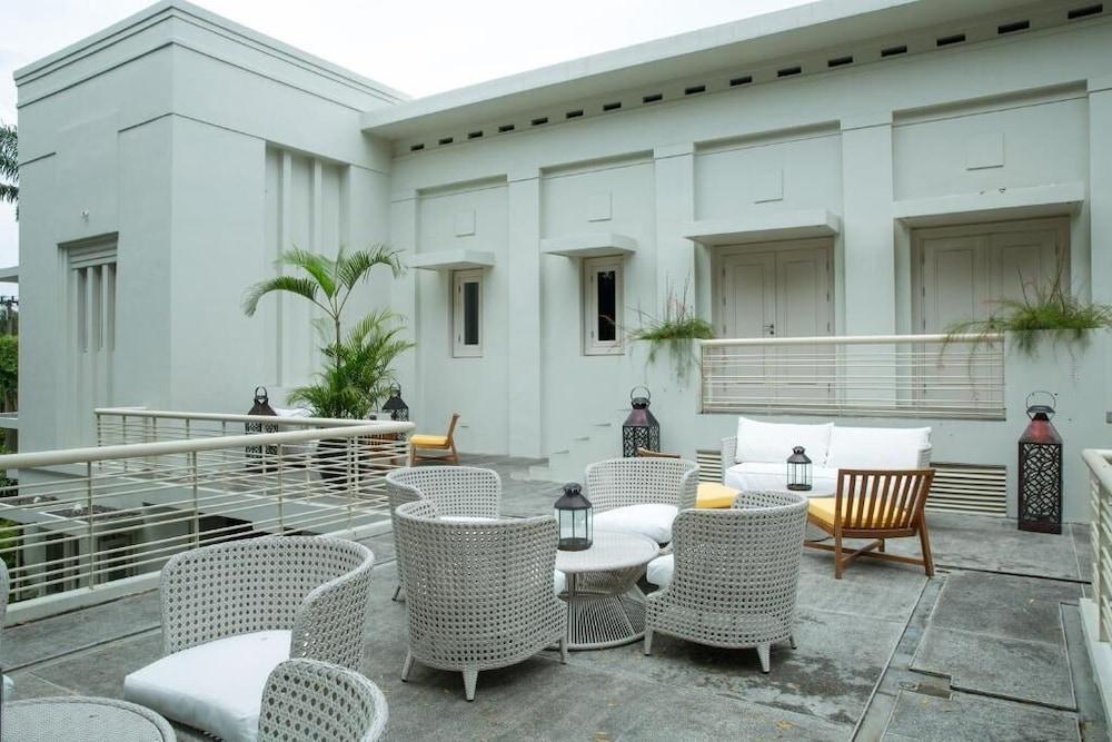 מאלאנג The Shalimar Boutique Hotel מראה חיצוני תמונה