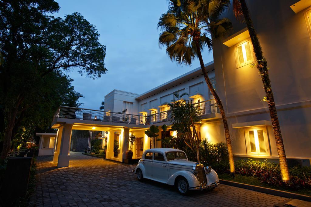 מאלאנג The Shalimar Boutique Hotel מראה חיצוני תמונה